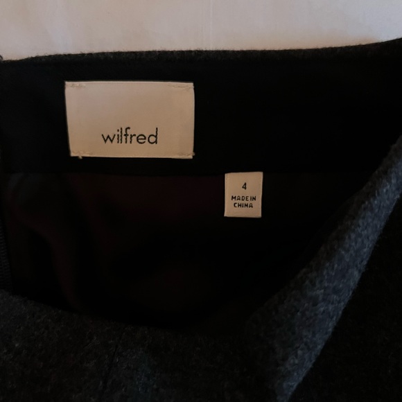 Aritzia Wool Mini Skirt, Heather Charcoal, Size 4 - Picture 5 of 9